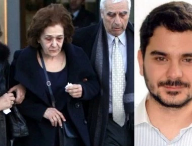 Ξέσπασε σε λυγμούς η μάνα του Μάριου Παπαγεωργίου: «Δολοφόνε, αλήτη!»